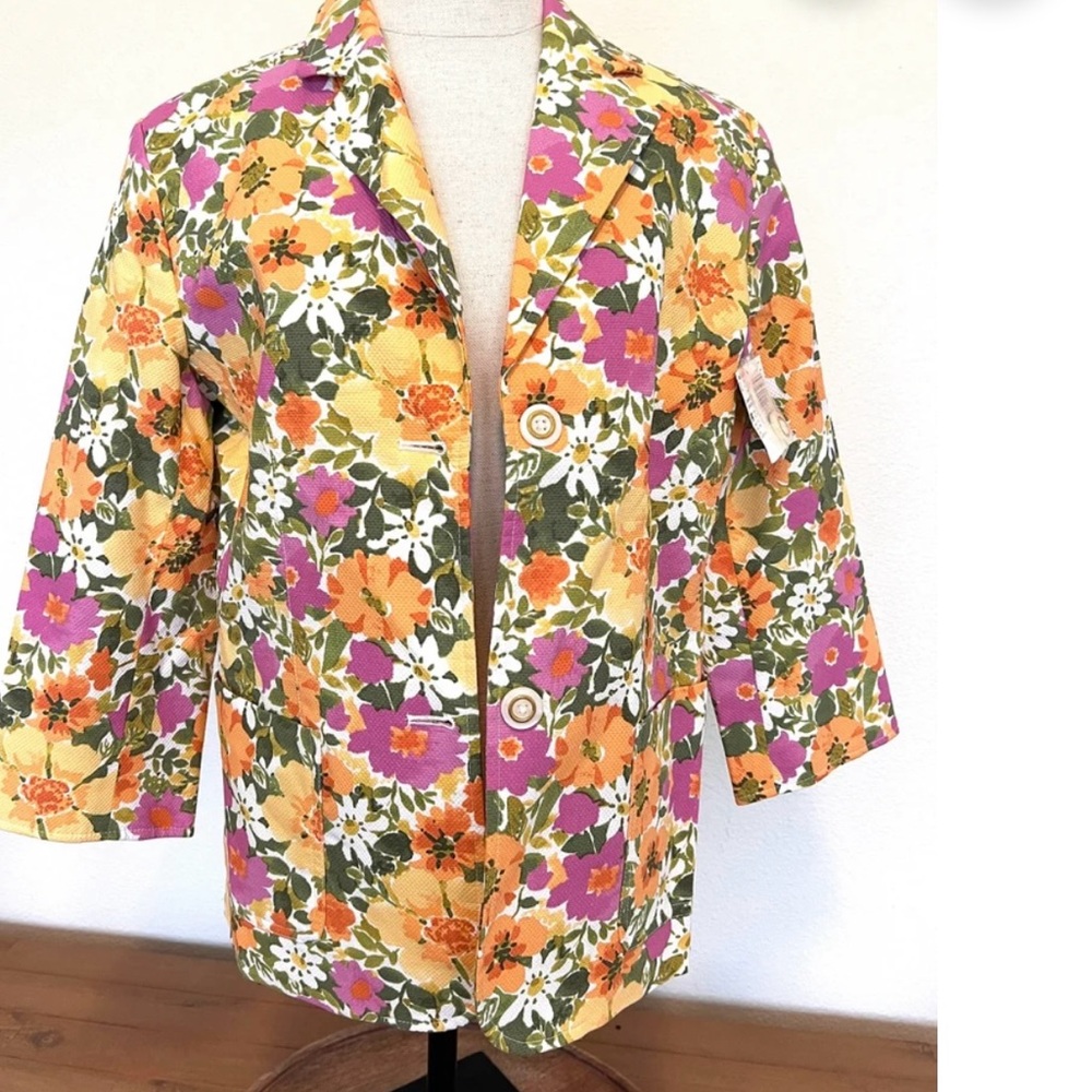 Jacqueline Smith women’s size 16 floral print blazer‎ with three-quarter sleeves